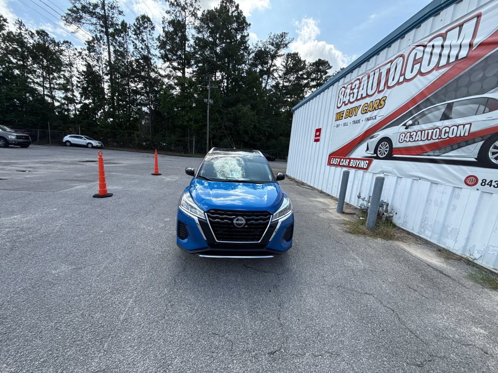 Used 2022 Nissan Kicks SV FWD video 3