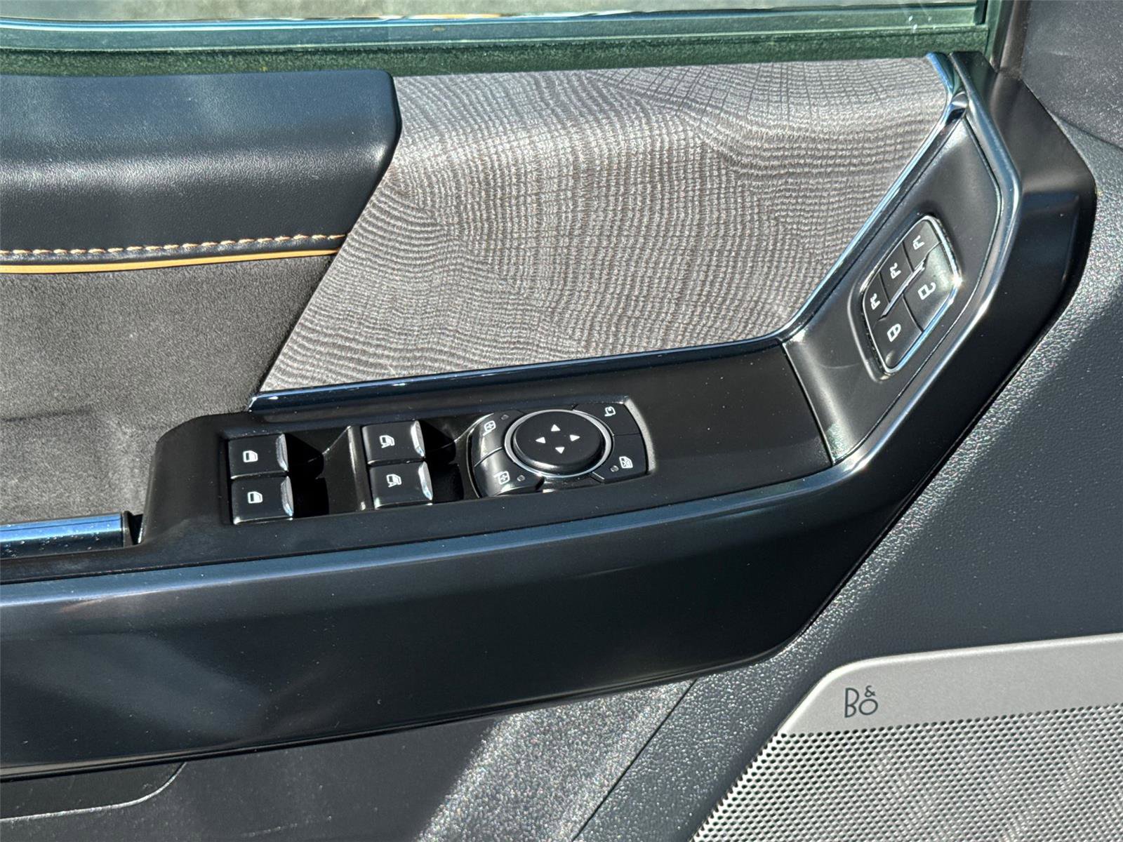 Used 2023 Ford F150 Platinum image 30