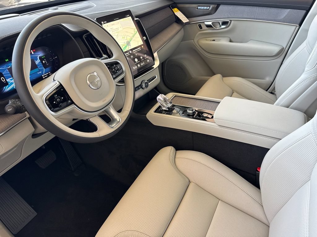 New 2026 Volvo XC90 T8 Ultra w/ Protection Package Premier AWD/4WD image 9