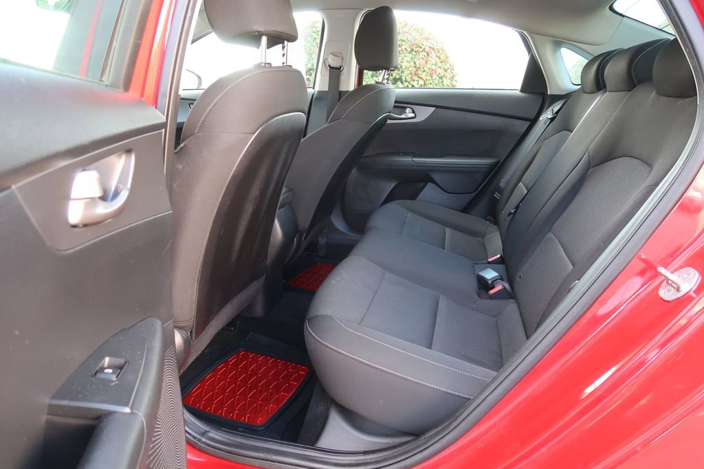 Used 2020 Kia Forte LXS image 27