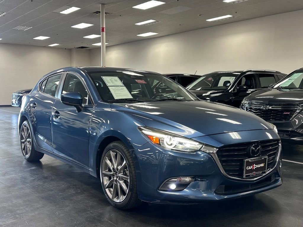 Used 2018 MAZDA MAZDA3 Grand Touring w/ Premium Equipment Package image 9