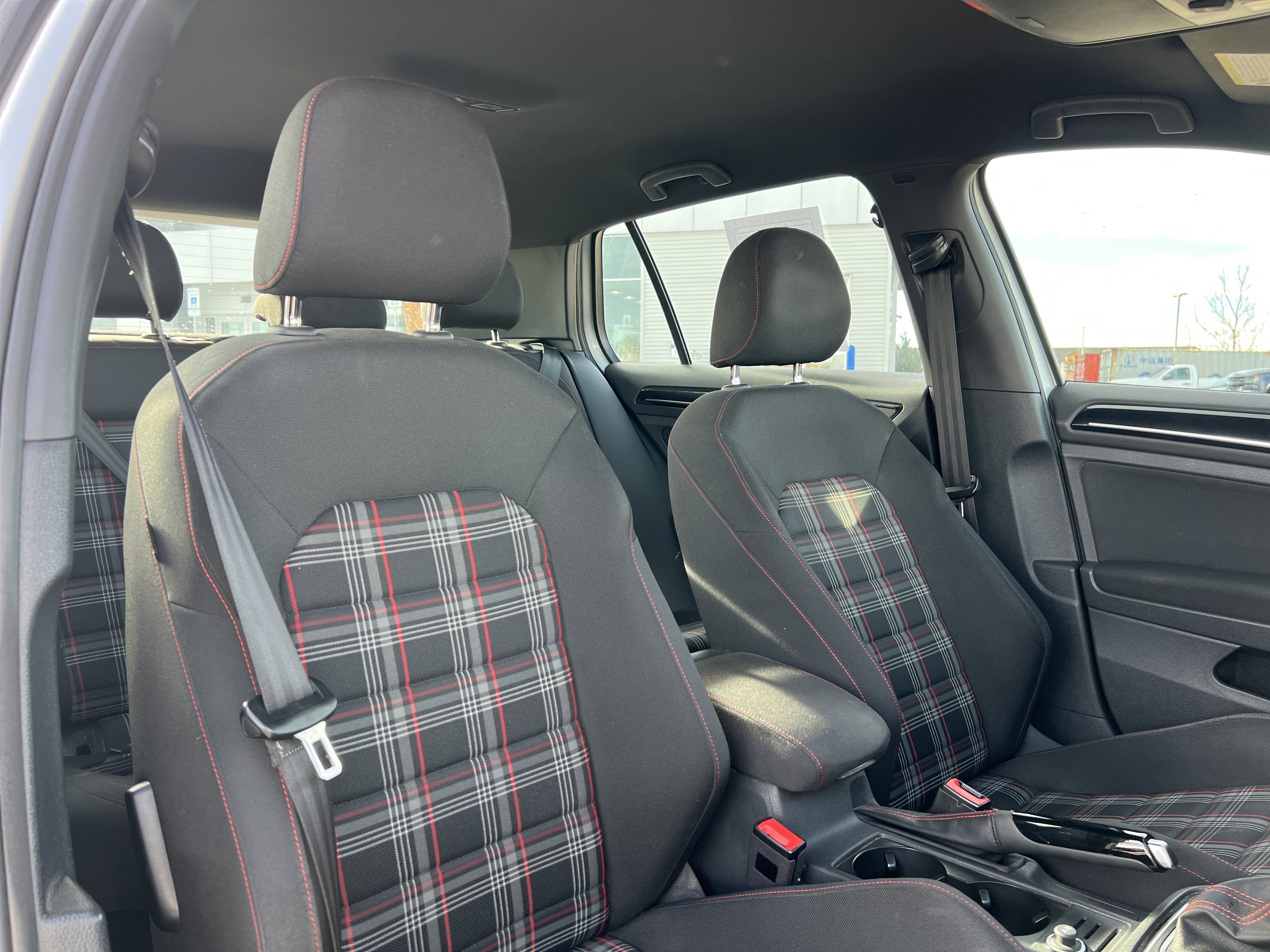 Used 2017 Volkswagen GTI Autobahn image 16