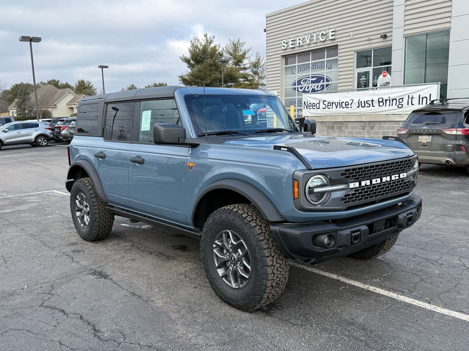 New 2025 Ford Bronco Badlands image 14