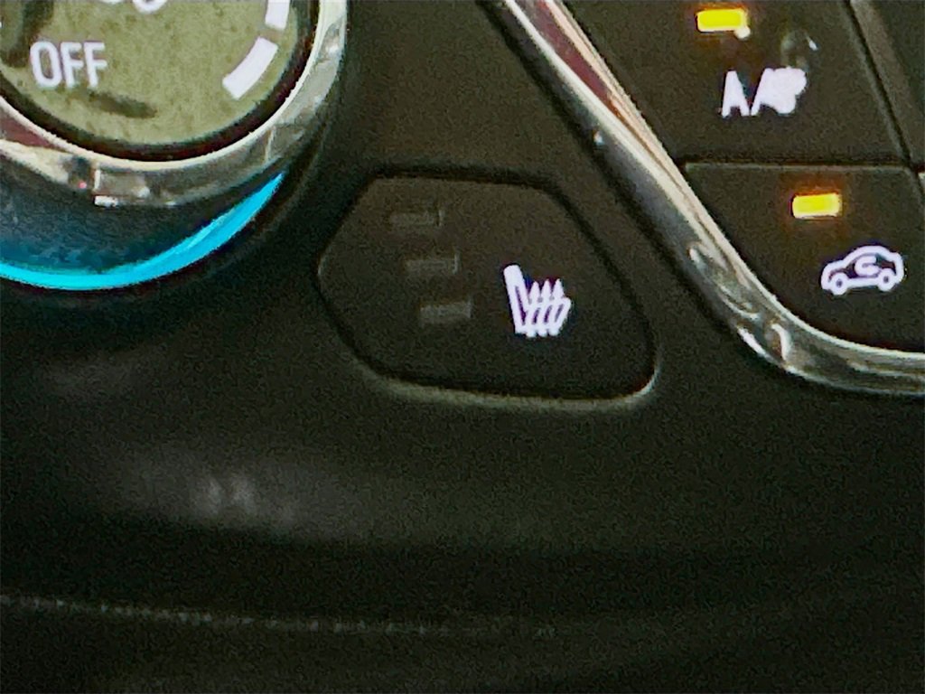 Used 2017 Chevrolet Cruze LT w/ Sun And Sound Package image 20