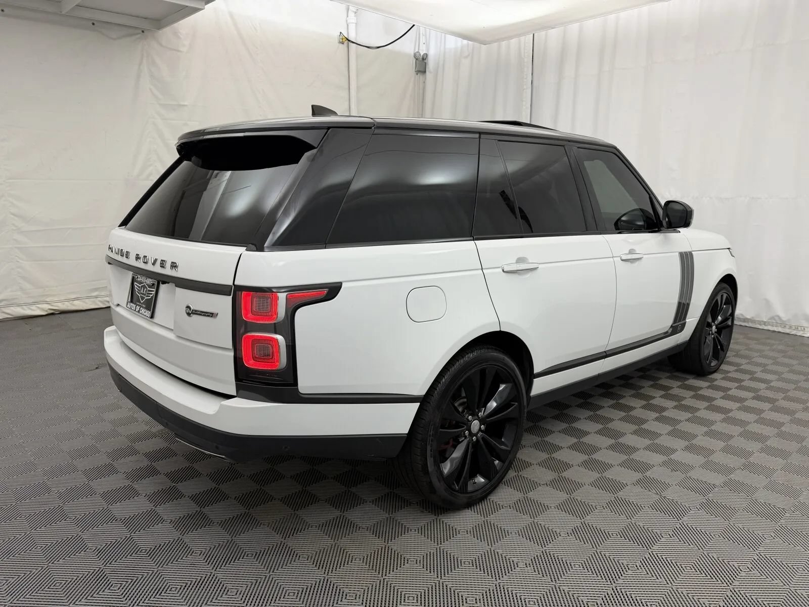 Used 2018 Land Rover Range Rover SV Autobiography Dynamic AWD/4WD image 5