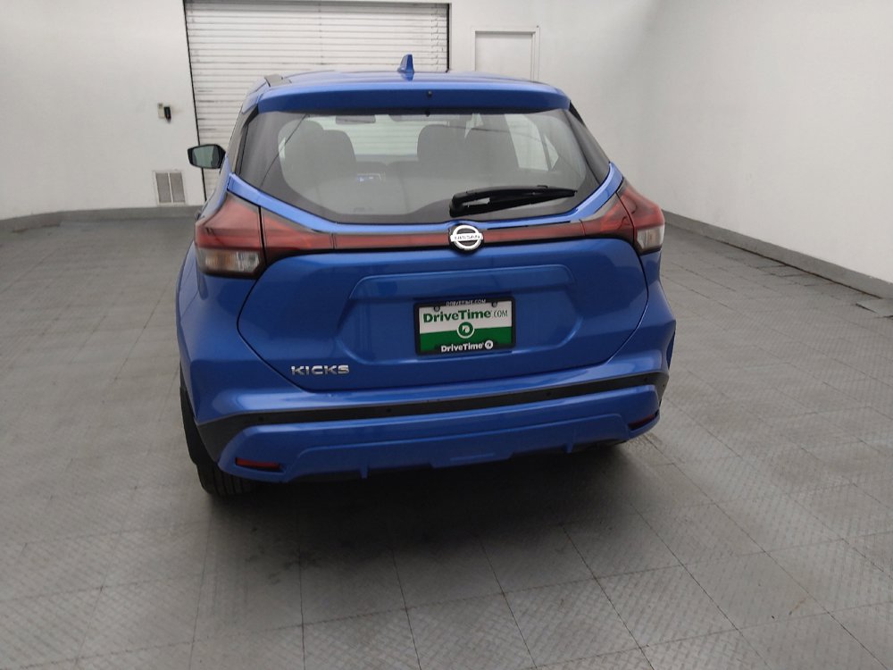 Used 2021 Nissan Kicks S FWD image 6
