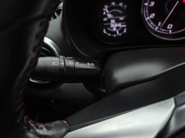 Used 2017 FIAT 124 Spider Abarth RWD image 19