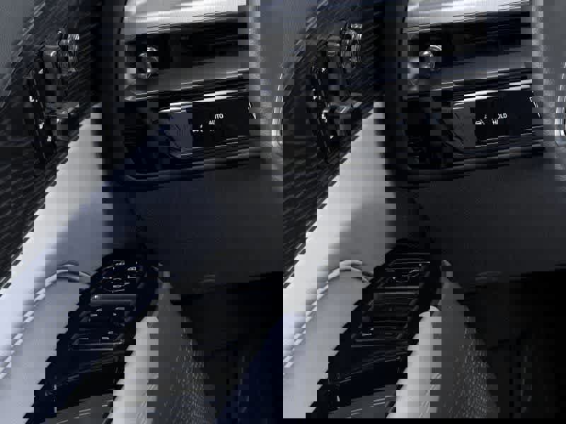 New 2026 Cadillac Lyriq Luxury image 22