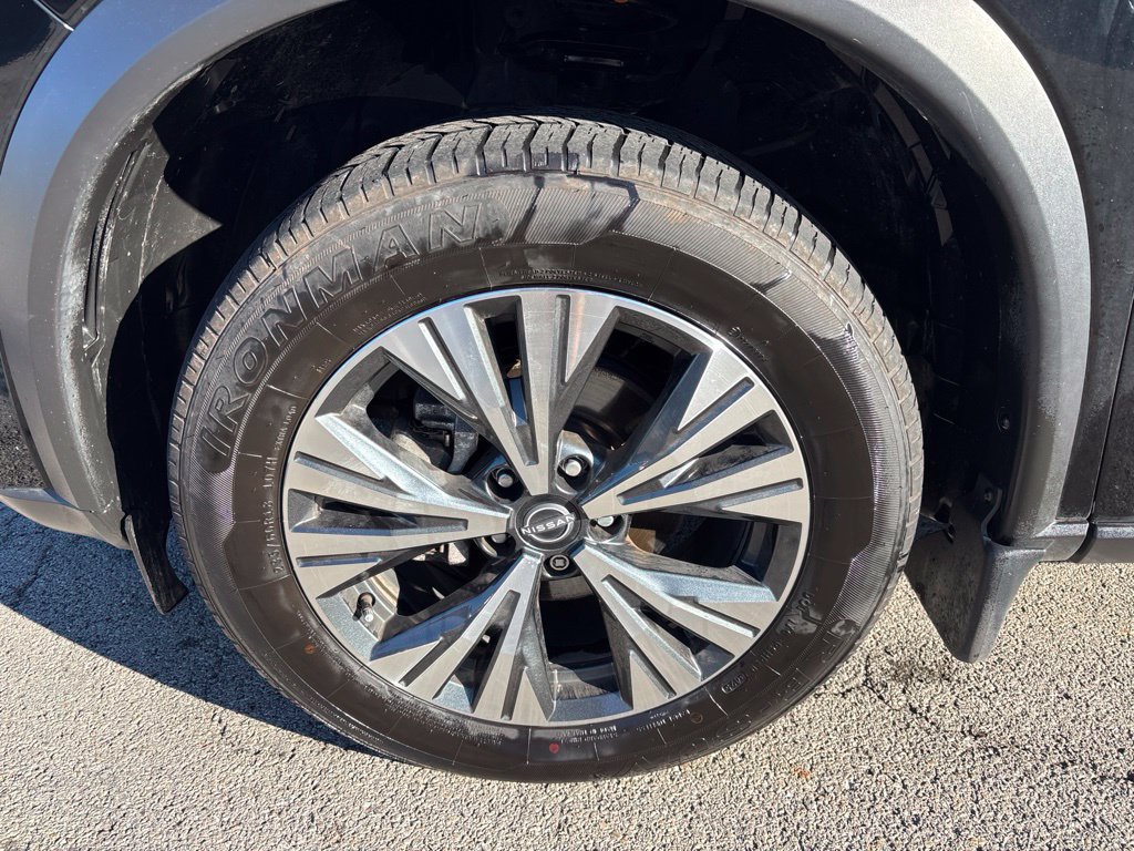 Certified 2023 Nissan Rogue SV AWD/4WD image 11