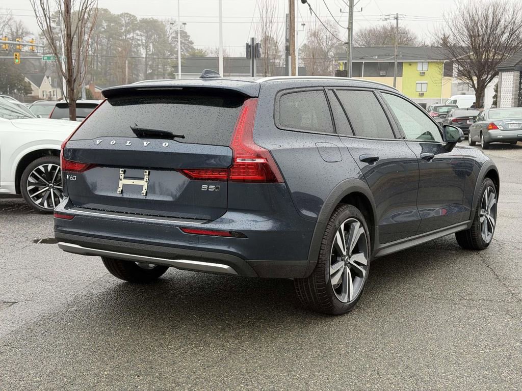 New 2026 Volvo V60 B5 Cross Country Plus w/ Protection Package Premier image 19