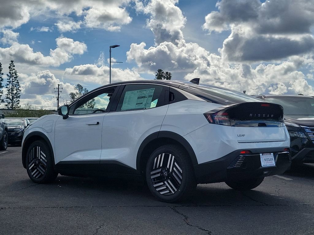 New 2026 Nissan Leaf SV+ image 2