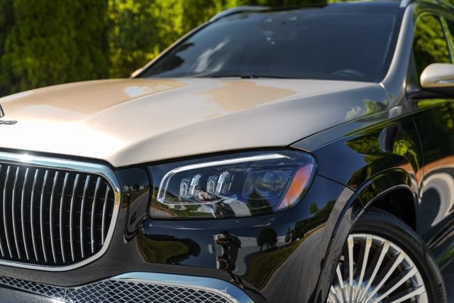 Used 2023 Mercedes-Benz Maybach GLS 600 4MATIC image 4