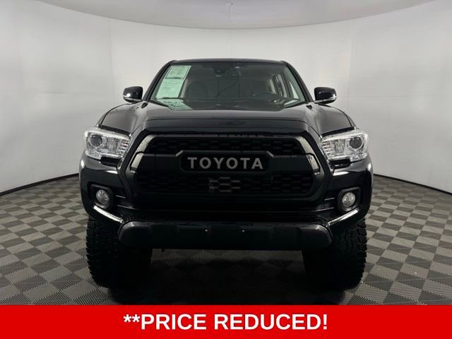 Used 2022 Toyota Tacoma SR5 image 2