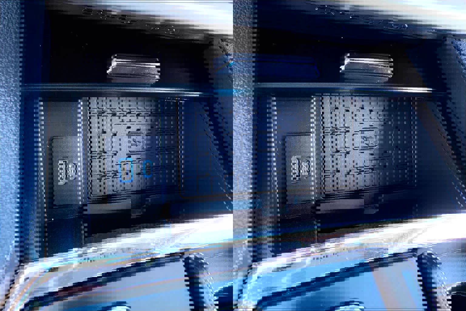 Certified 2023 Ford Expedition Max XLT image 30