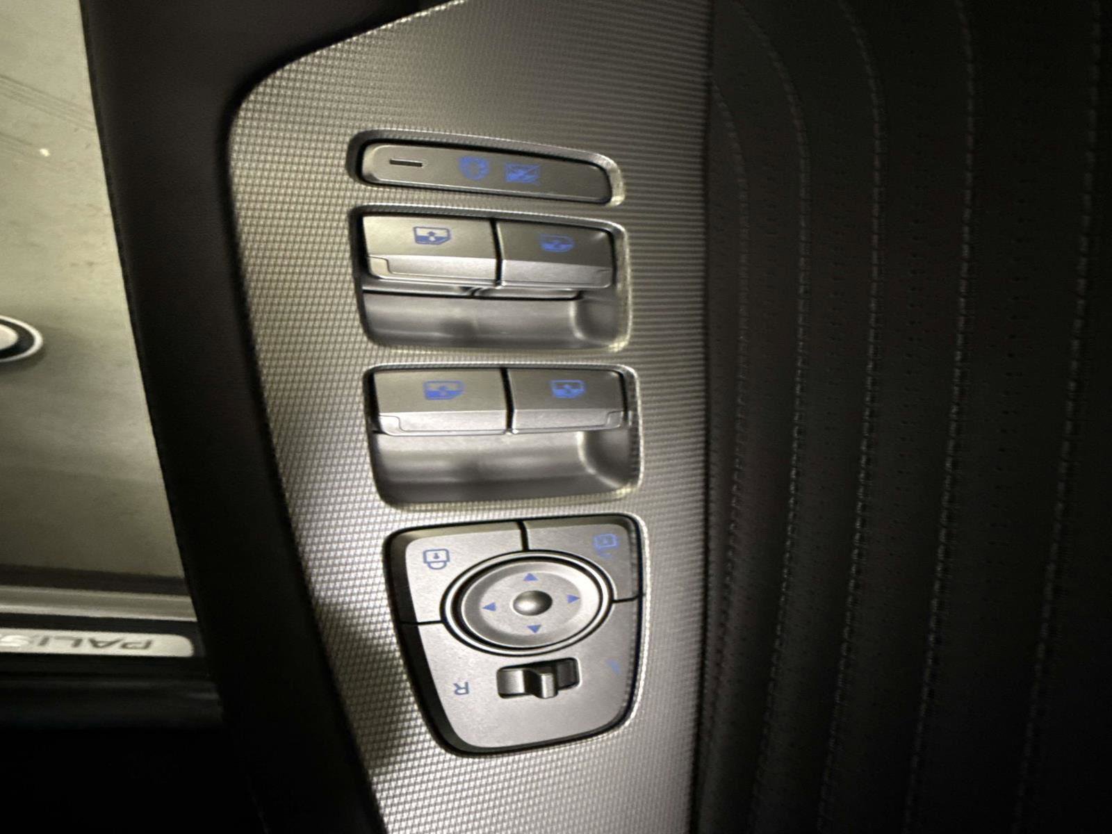 Used 2024 Hyundai Palisade Calligraphy image 20