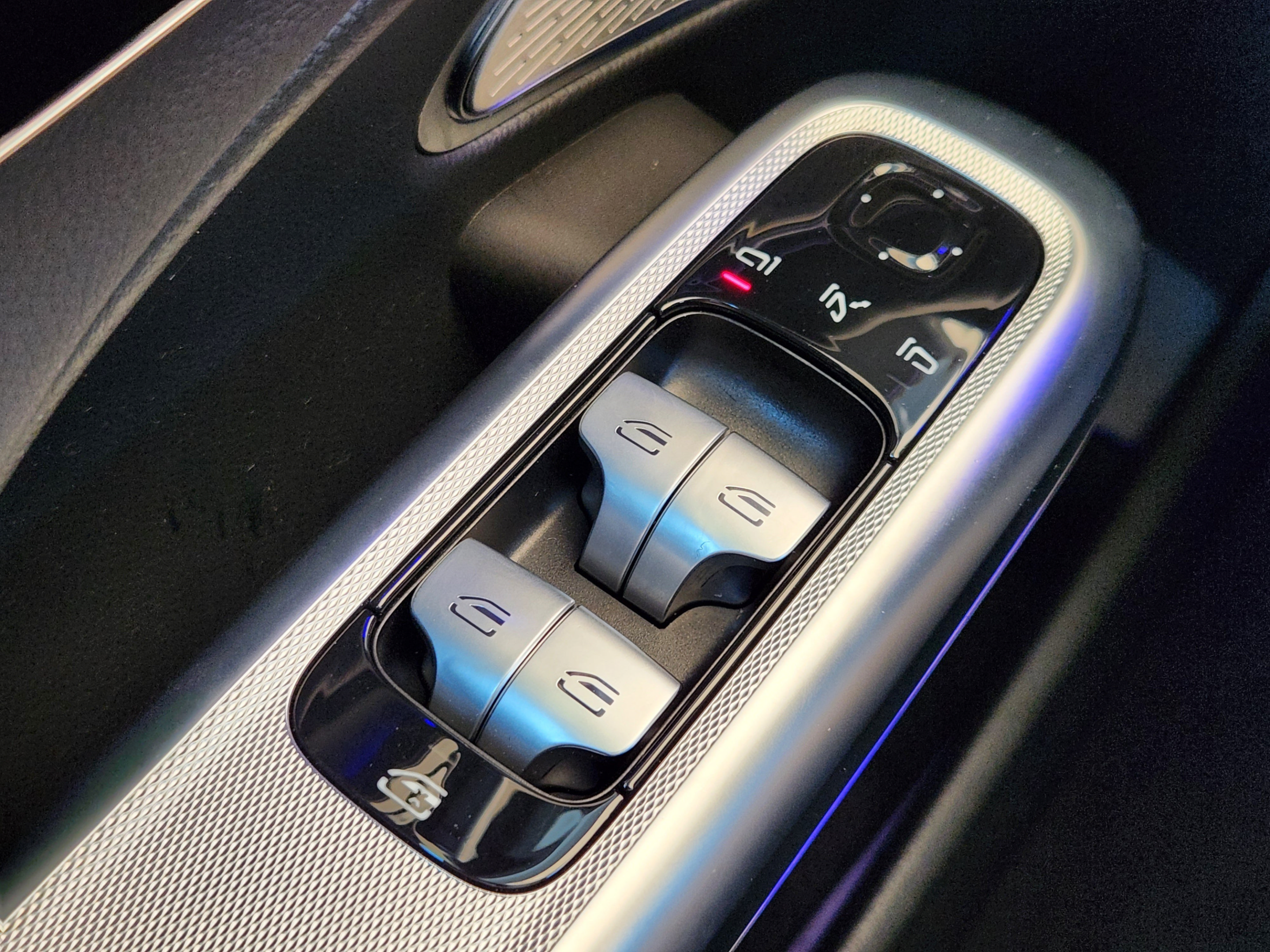 Certified 2024 Mercedes-Benz E 350 4MATIC Sedan image 18