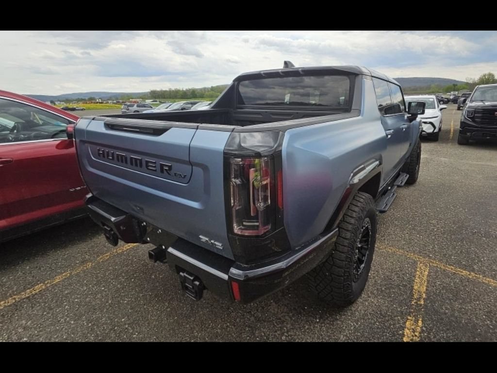 Used 2024 GMC Hummer EV 3X w/ Omega Edition AWD/4WD image 4