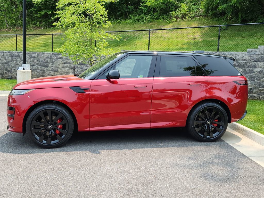 New 2025 Land Rover Range Rover Sport Dynamic SE image 6