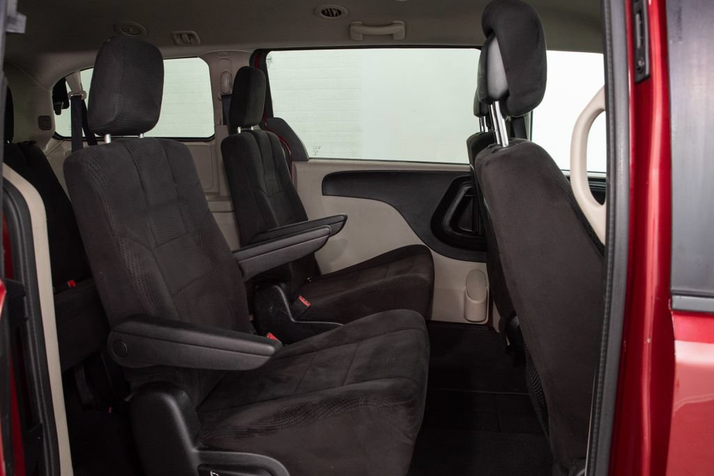 Used 2014 Dodge Grand Caravan SE w/ Quick Order Package 29E SE FWD image 17