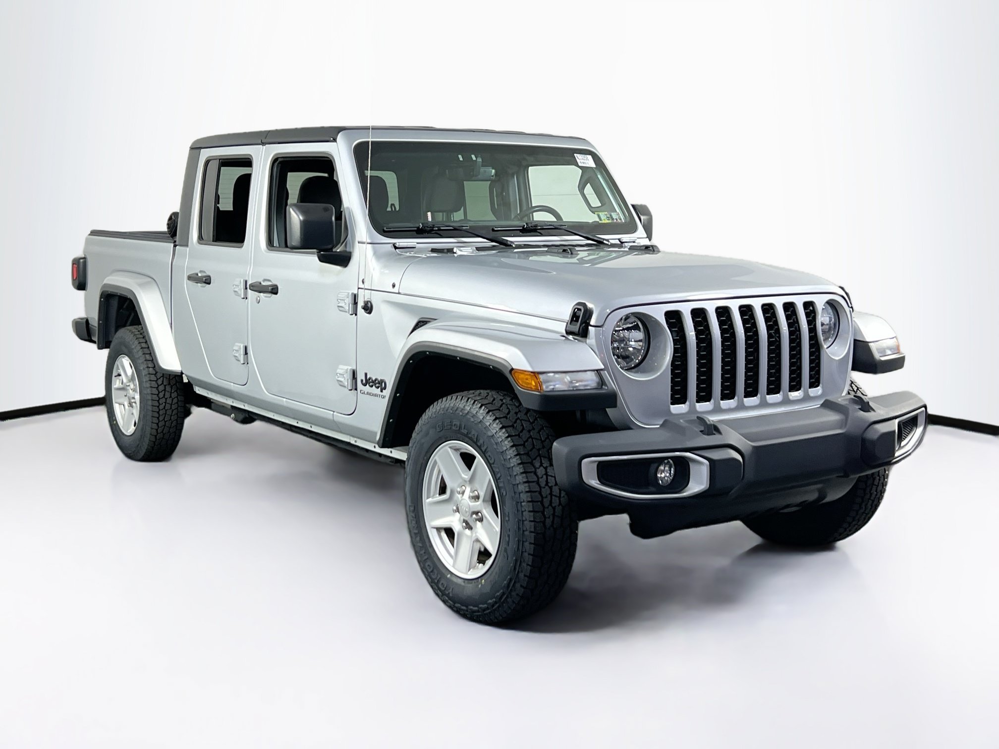 Used 2022 Jeep Gladiator Sport AWD/4WD image 3