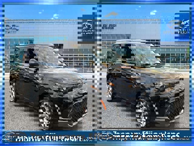 Used 2023 Kia Soul LX w/ LX Technology Package