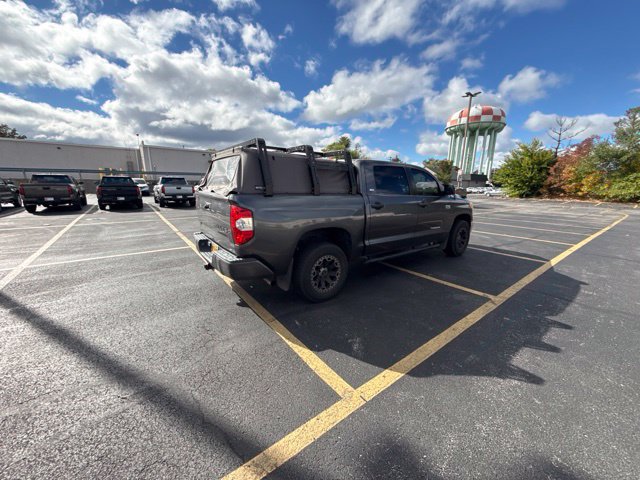 Used 2016 Toyota Tundra SR5 w/ SR5 Upgrade Package RWD image 4