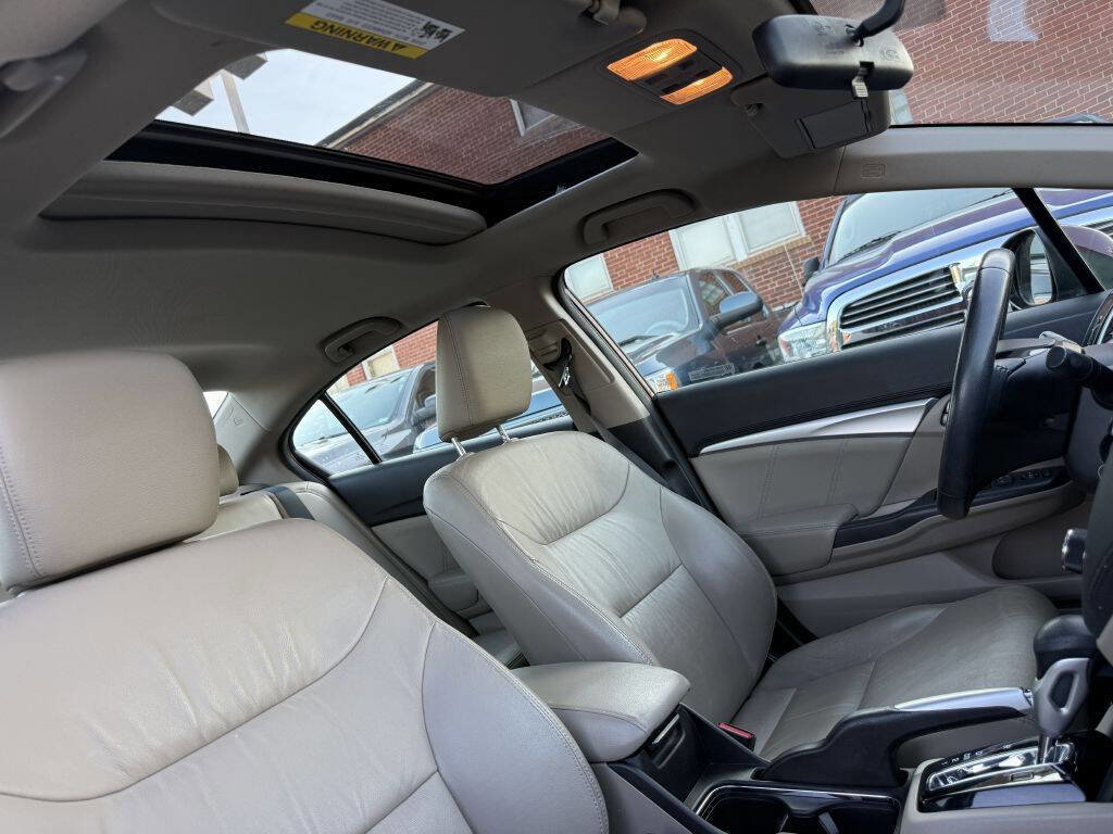 Used 2013 Honda Civic EX-L image 17