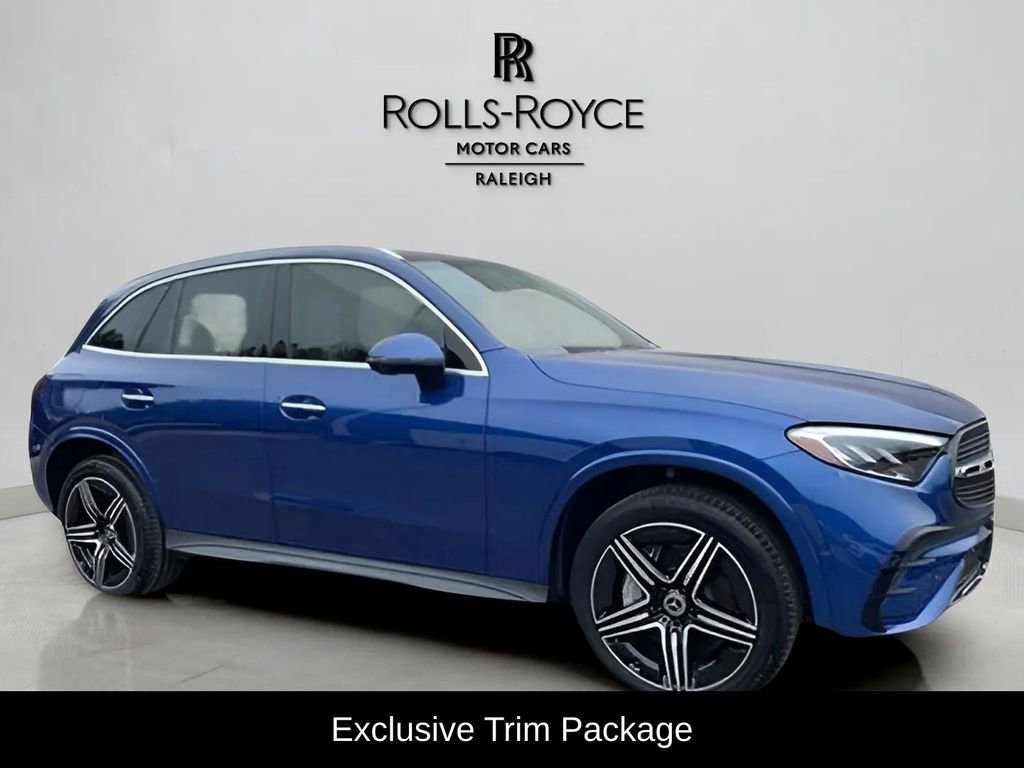 Used 2023 Mercedes-Benz GLC 300 video 3