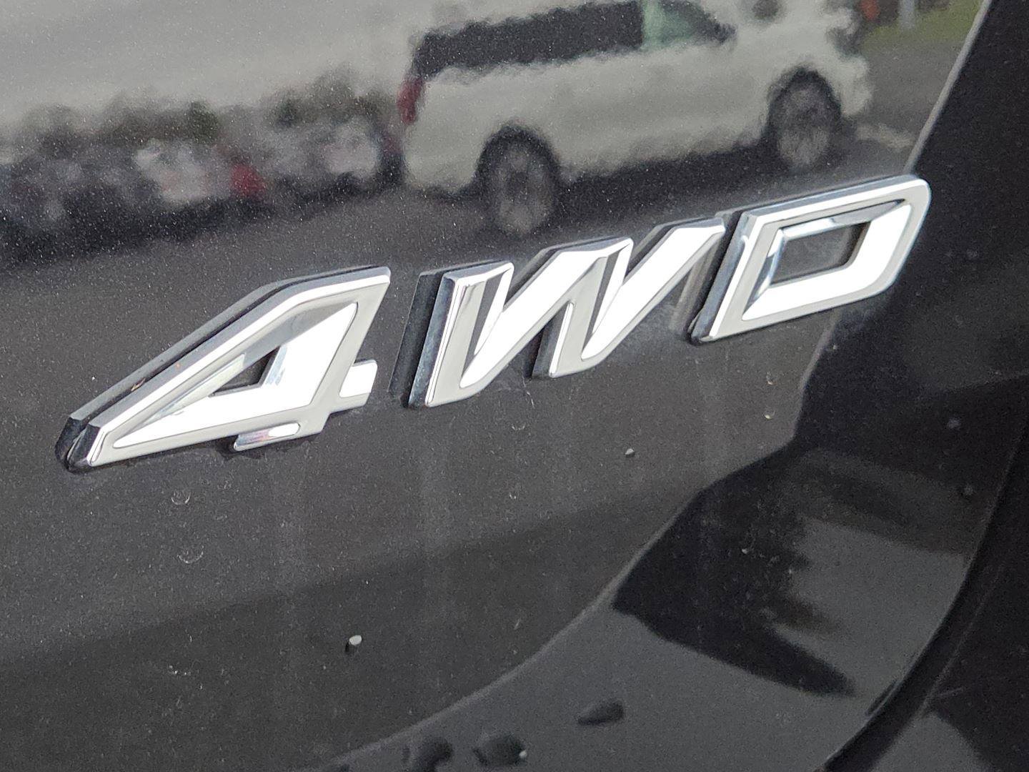 Used 2023 Ford Explorer ST-Line w/ Class IV Trailer Tow Package AWD/4WD image 5