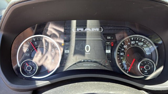 Used 2024 RAM 2500 Laramie w/ Safety Group AWD/4WD image 18