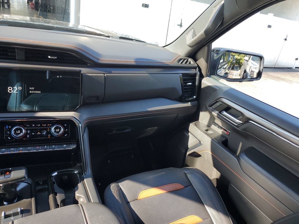 Used 2023 GMC Sierra 1500 AT4 w/ AT4 Premium Package AWD/4WD image 15