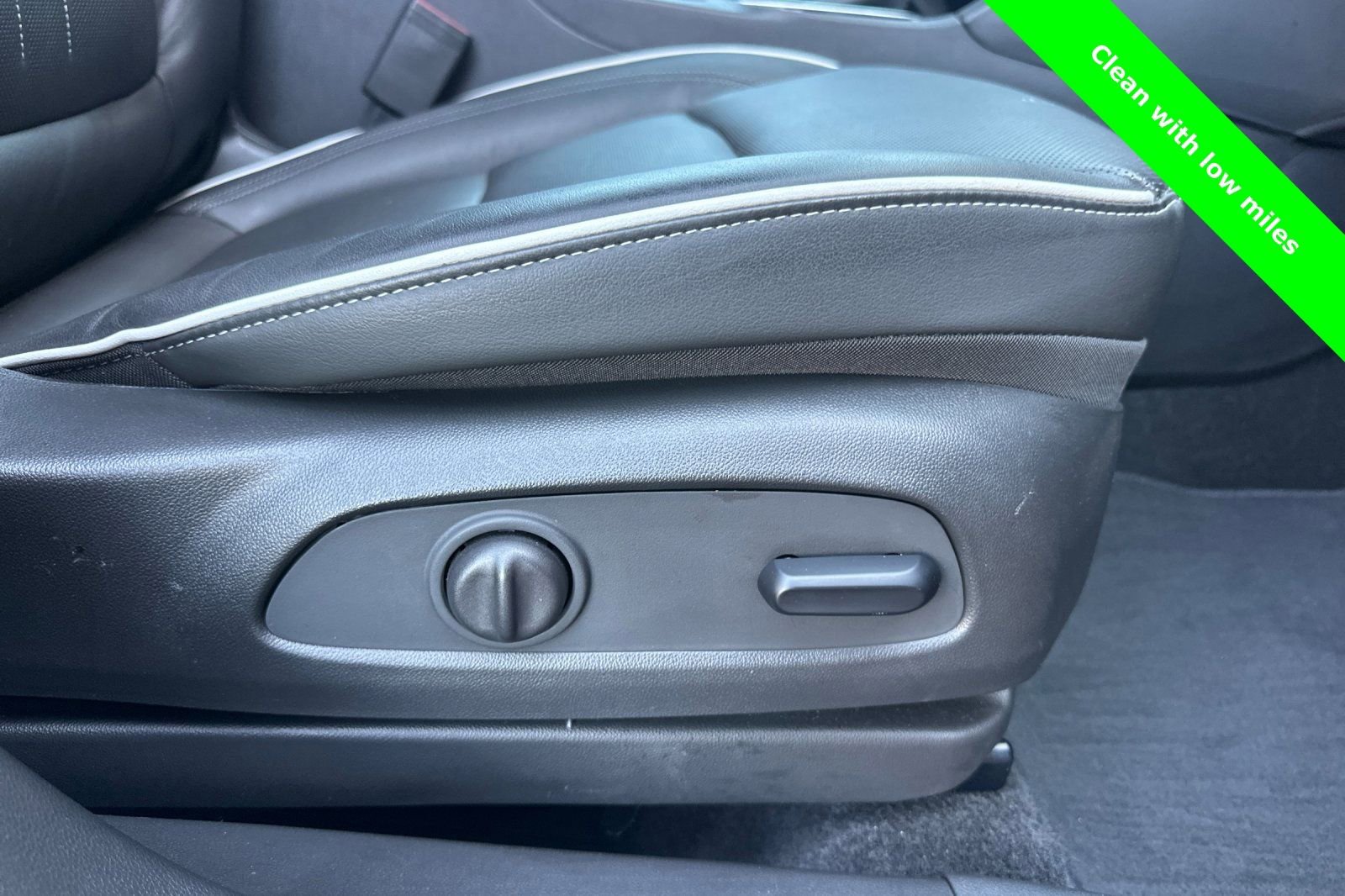 Used 2024 Buick Encore GX Avenir w/ Avenir Convenience Package image 24