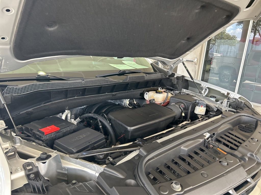 Used 2020 Chevrolet Silverado 1500 LT w/ All-Star Edition image 10