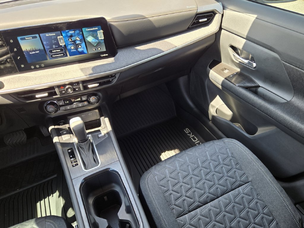 New 2027 Nissan Kicks SV w/ Cold Weather Package FWD image 11