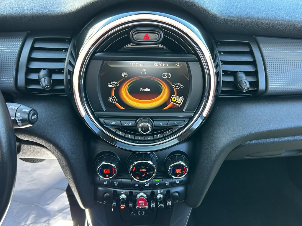 Used 2017 MINI Cooper 2-Door Hardtop FWD image 24