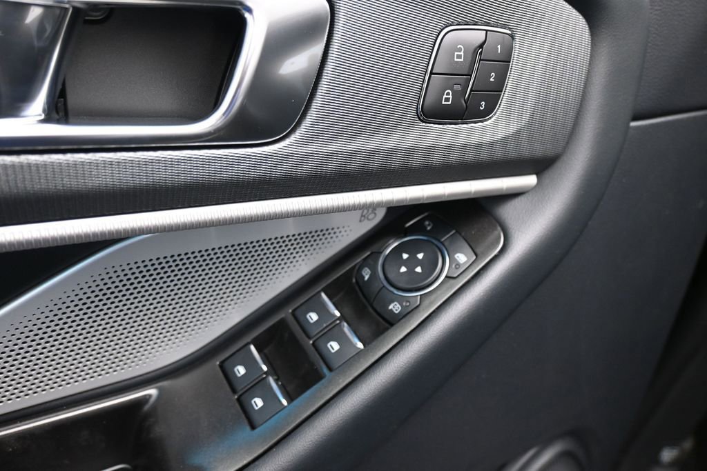 New 2026 Ford Explorer ST AWD/4WD image 11