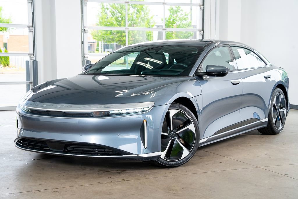 Used 2024 Lucid Air Touring AWD/4WD image 2