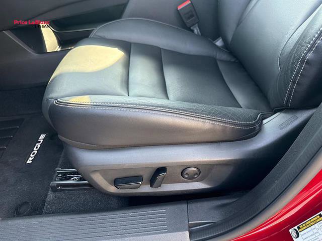 Used 2021 Nissan Rogue SL FWD image 19