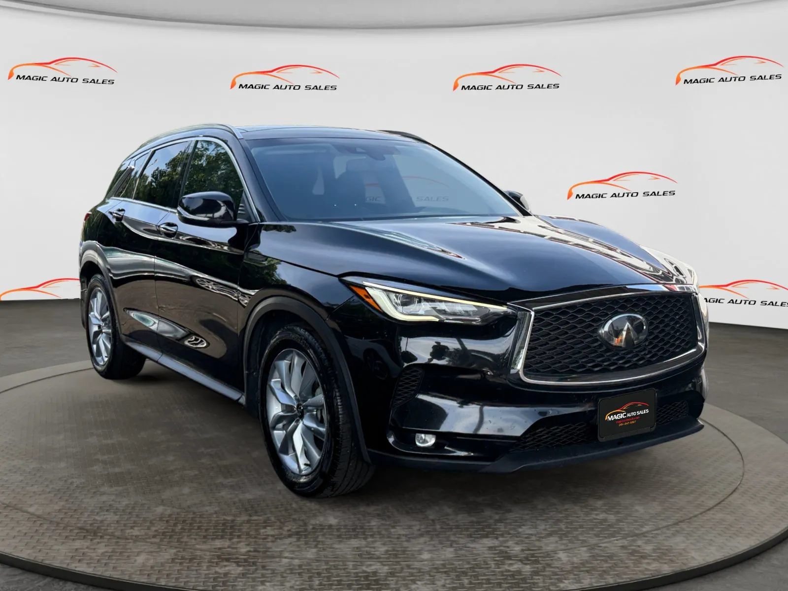 Used 2022 INFINITI QX50 Luxe AWD/4WD image 5