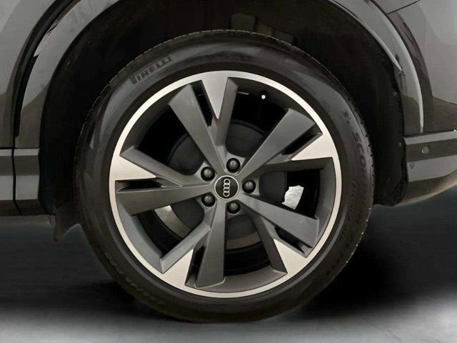 Used 2024 Audi Q4 e-tron Premium Plus w/ Premium Plus image 92