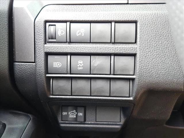 Used 2025 Toyota Tacoma TRD Sport AWD/4WD image 14
