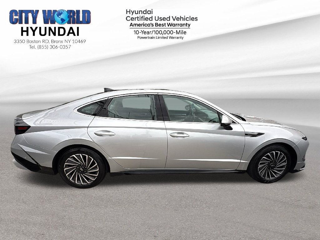 Used 2025 Hyundai Sonata Limited FWD image 6