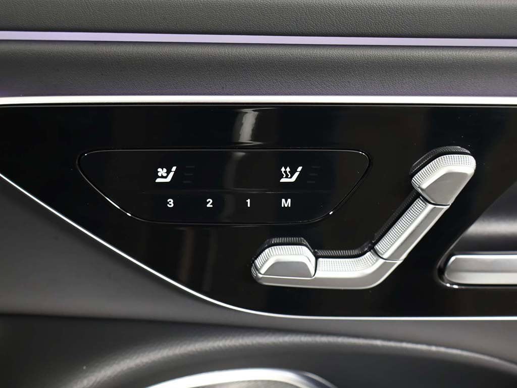 Used 2025 Mercedes-Benz E 450 4MATIC Sedan w/ Multicontour Seating Package image 35