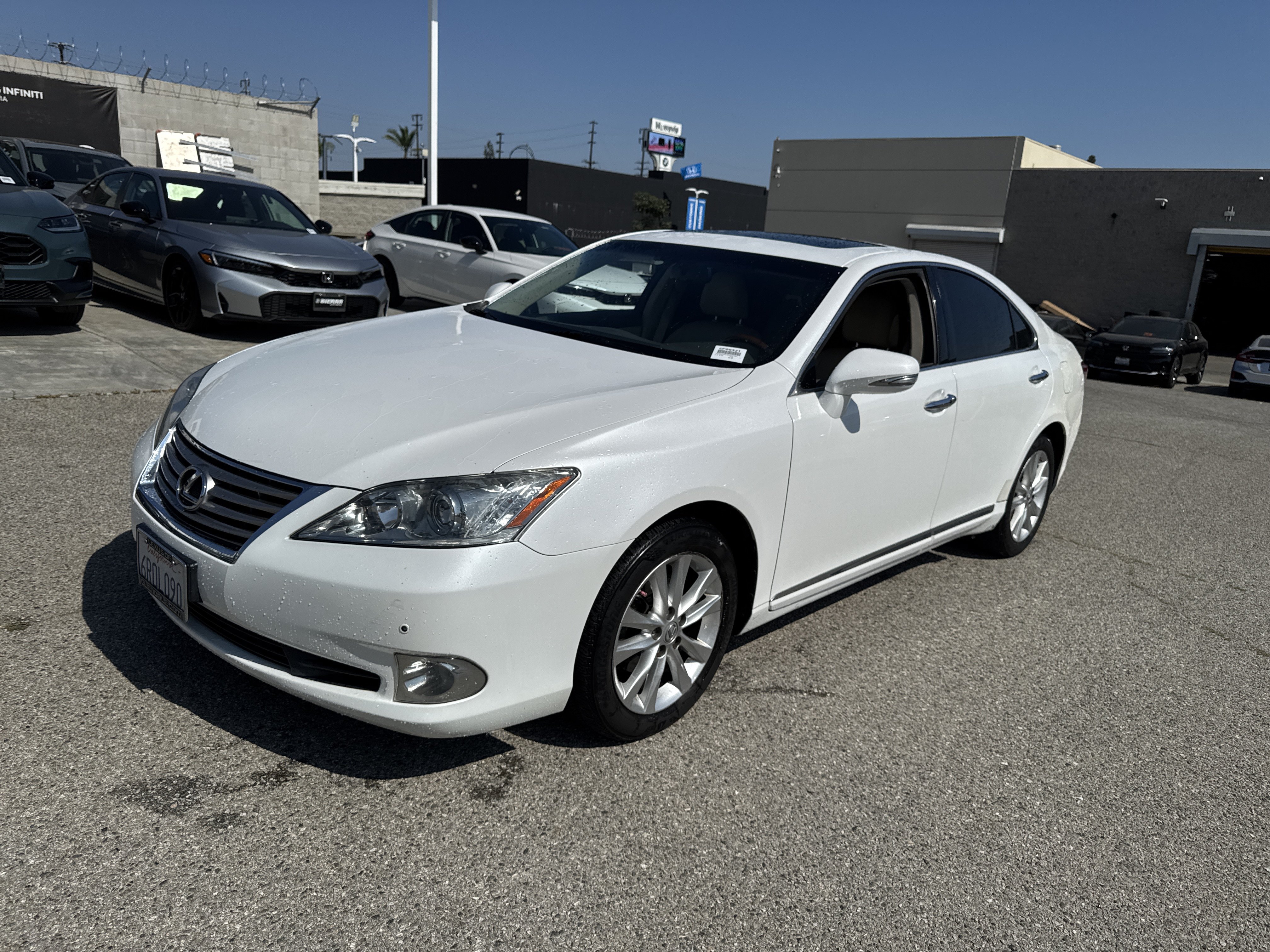 Used 2011 Lexus ES 350 FWD image 8
