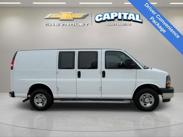 Used 2024 Chevrolet Express 2500 w/ Driver Convenience Package RWD image 6