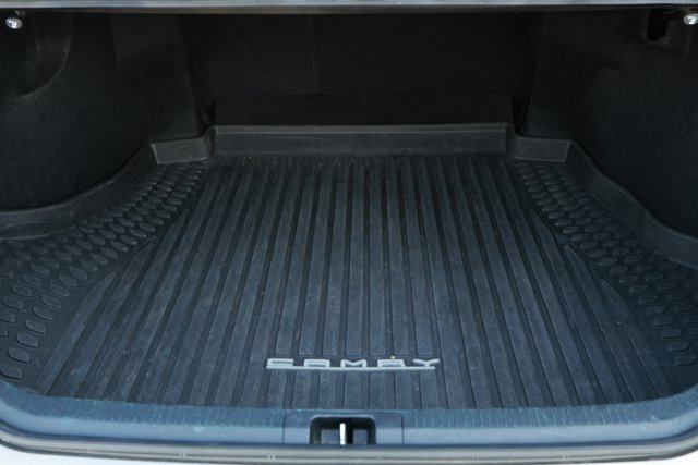 Used 2024 Toyota Camry LE FWD image 10