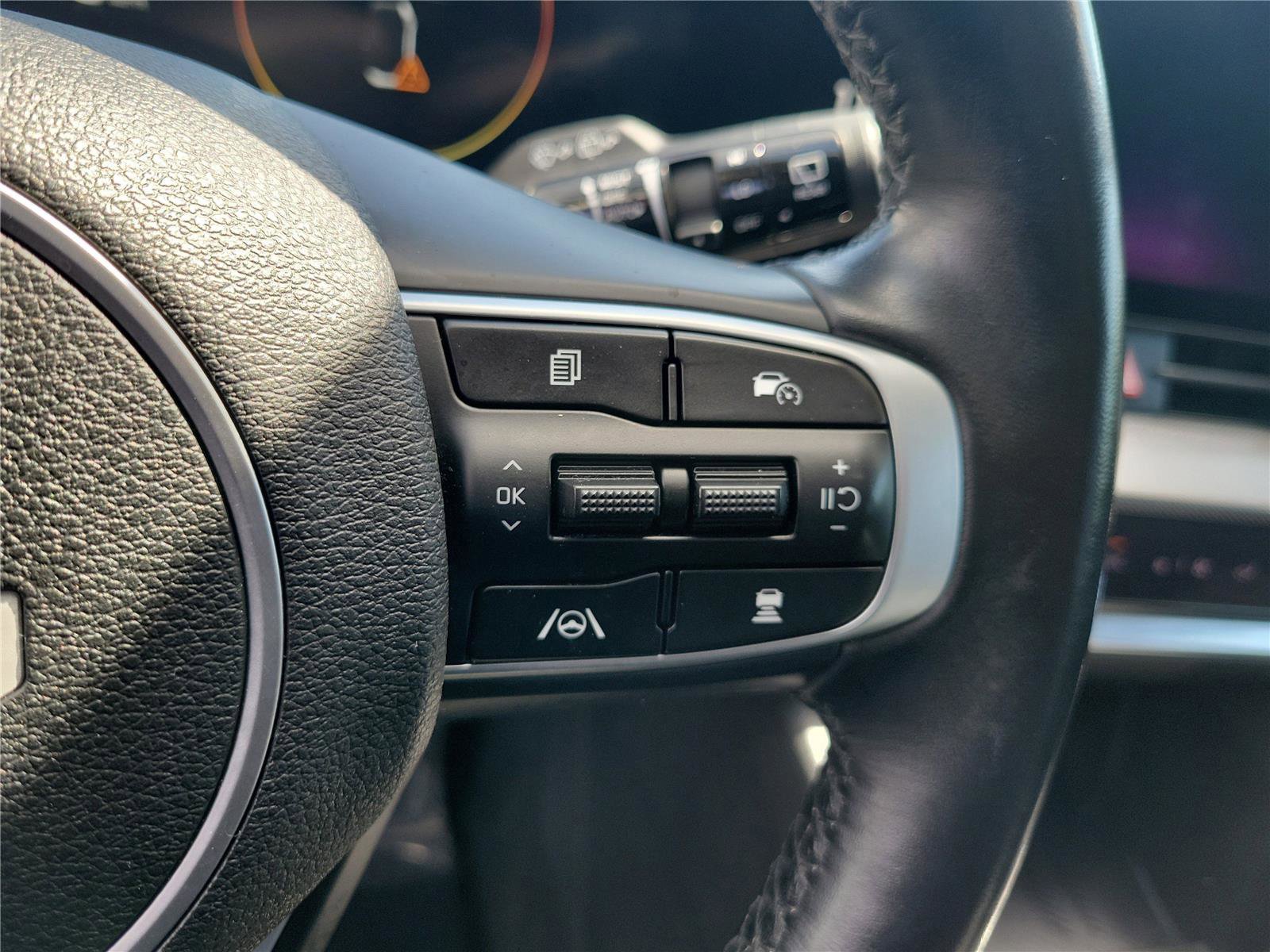 Used 2023 Kia Sportage SX FWD image 25