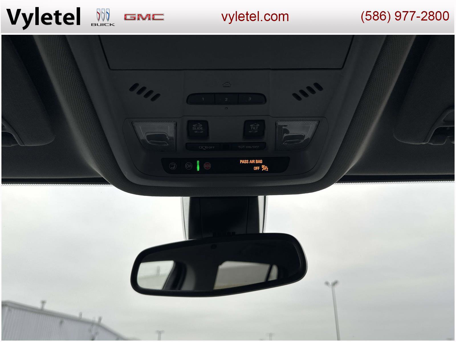 Used 2023 GMC Acadia AT4 w/ Technology Package image 32