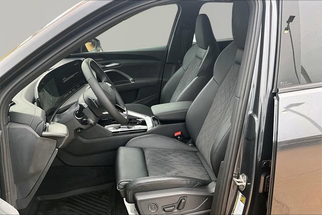 Used 2025 Audi SQ5 Premium Plus w/ Premium Plus Package AWD/4WD image 27