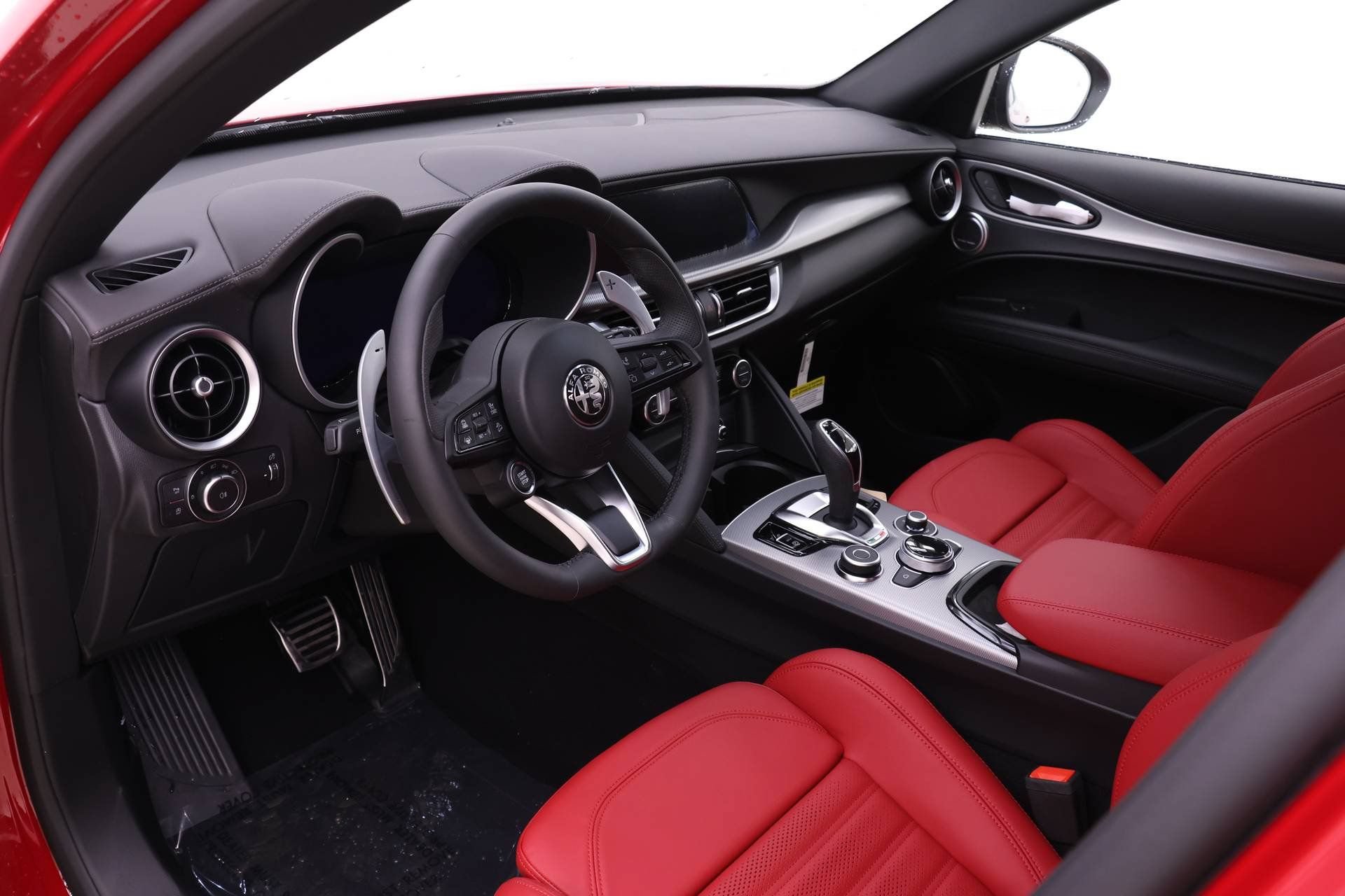 New 2026 Alfa Romeo Stelvio Sprint AWD/4WD image 6